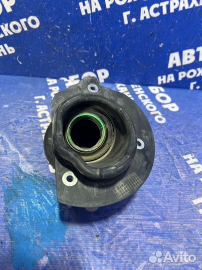 Пыльник рулевой колонки Bmw E60 седан 2005