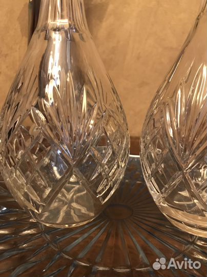 Парные хрустальные графины