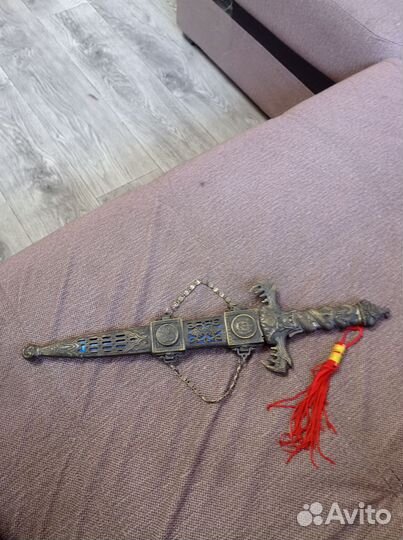 Сувениры статуэтки