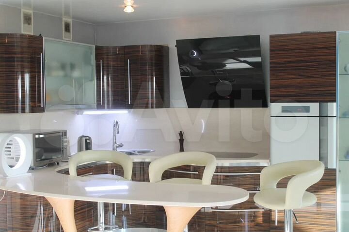 1-к. квартира, 56 м², 2/5 эт.