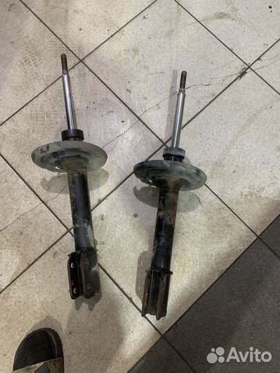 Амортизаторы renault sandero