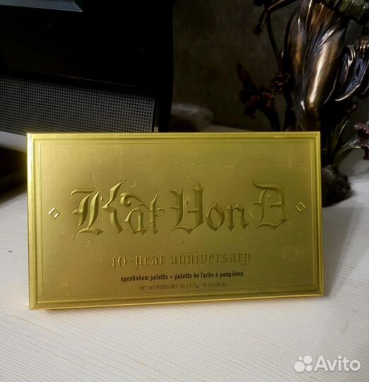 Палетка теней Kat Von D