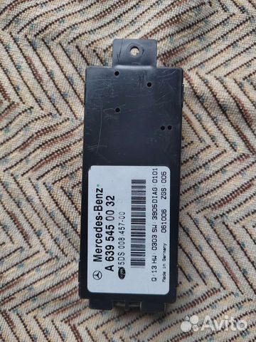 Блок управления люком Mercedes W639 A6395450032