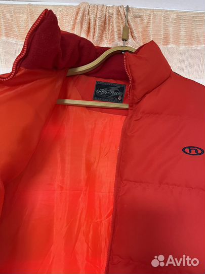 Куртка новая (размер М)