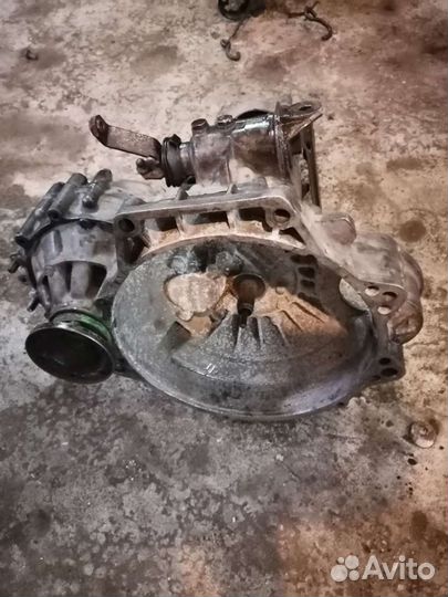 Volkswagen Golf 3 МКПП