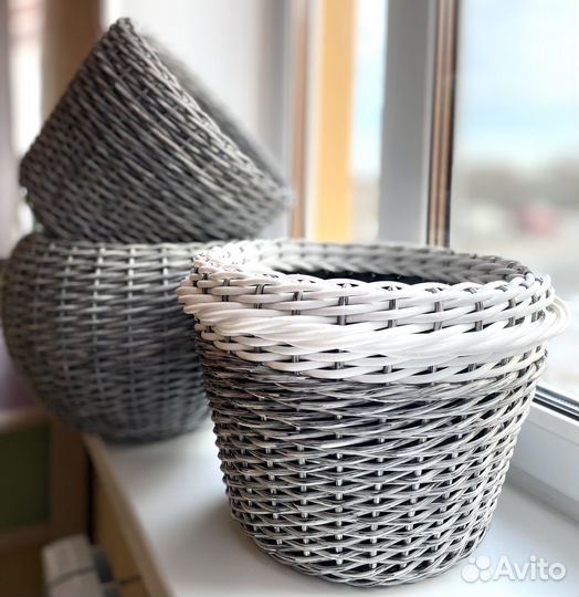 Кашпо из ротанга