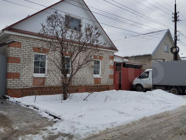 Дом 135 м² на участке 5 сот.