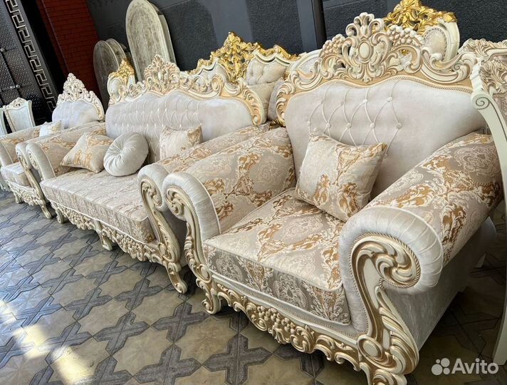 Диван и кресла комплект мебели