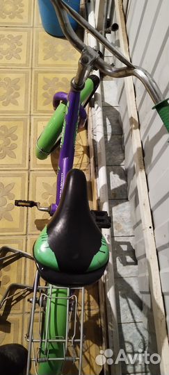 Детский велосипед 16