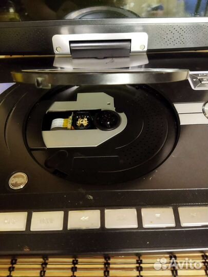 Портативный двд плеер, ремонт или на детали