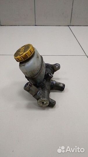 Главный тормозной цилиндр Nissan Almera