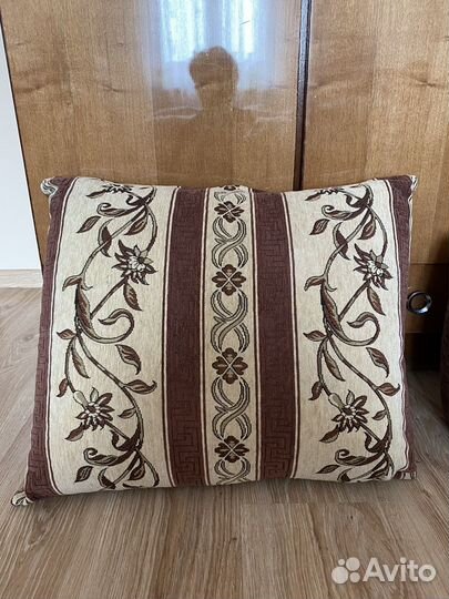 Подушки для дивана бу