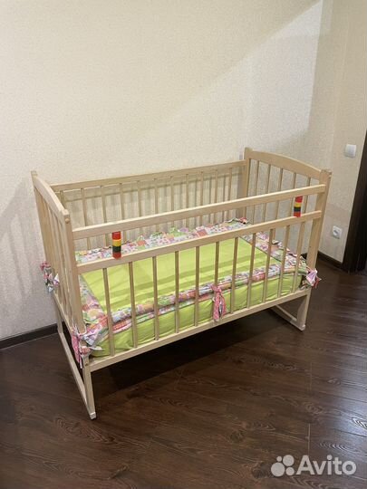 Детская кровать с матрасом
