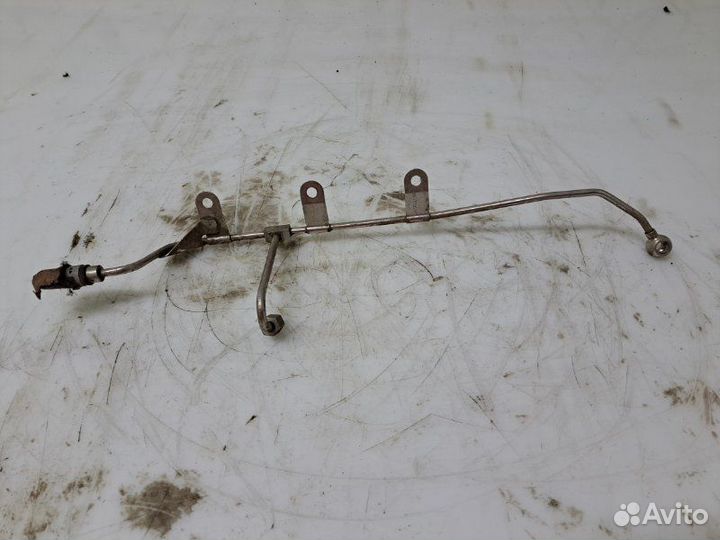 Трубка топливная