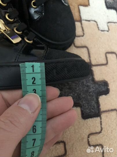 Ботинки на танкетке 36 кожа новые