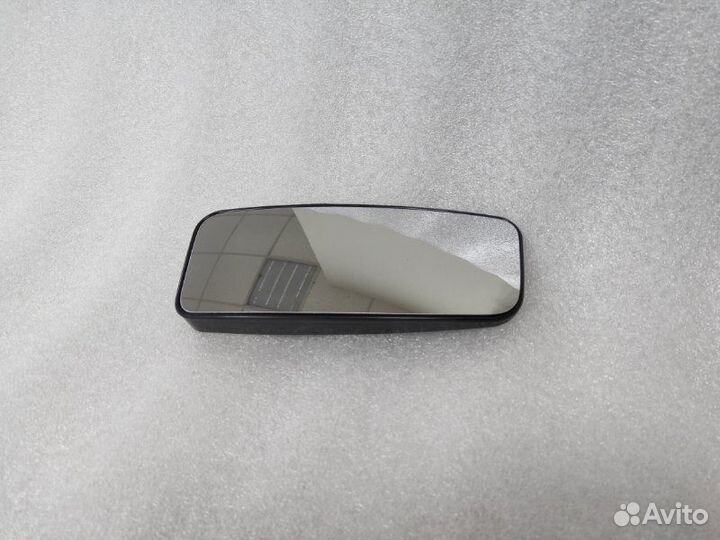 Стекло зеркала правое Mercedes-Benz Sprinter W906