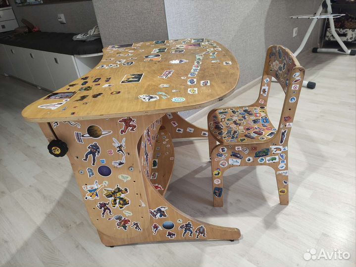 Растущая парта и стул