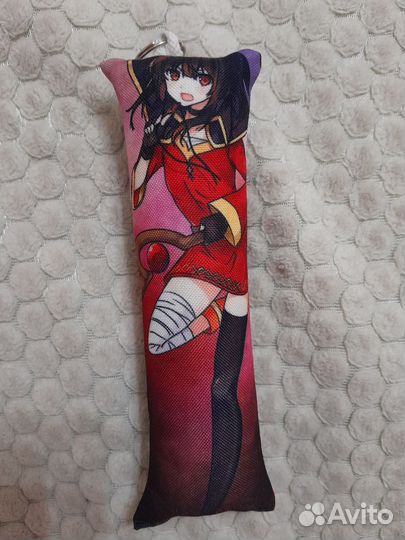 Значки, брелки, аниме, кпоп, вокалоиды