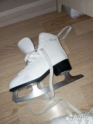 Коньки фигурные детские размер 33