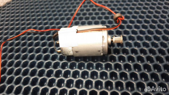 Запчасти для Epson L1800