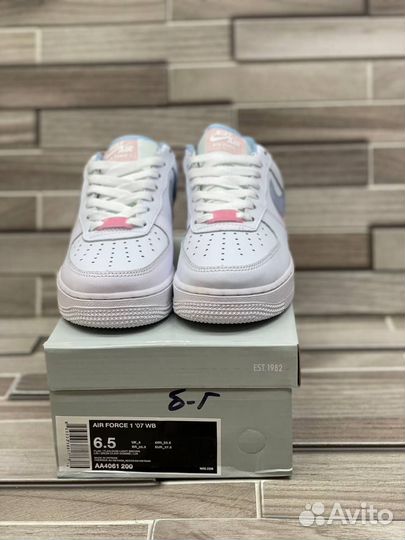 Кроссовки Nike Air Force 1 LV8 GS Double Swoosh