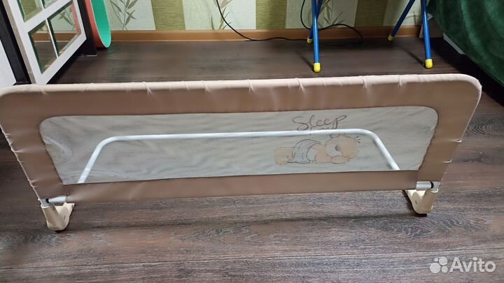 Бортик в детскую кроватку