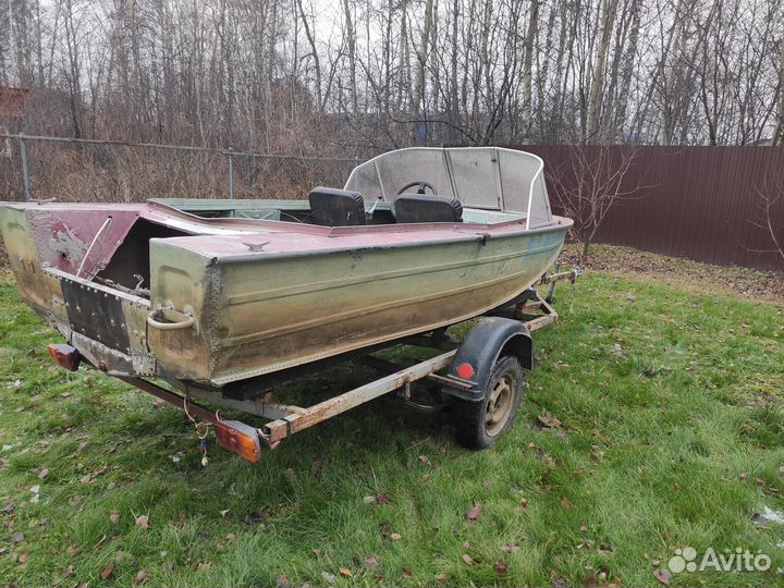 Продам Днепр с мотором