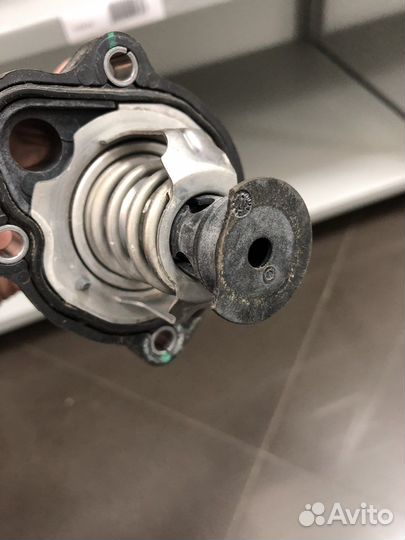 Термостат Mazda Ford 2.0 - 2.3