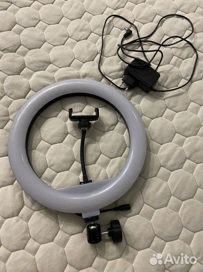 Кольцевая лампа