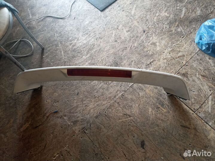 Спойлер на универсал