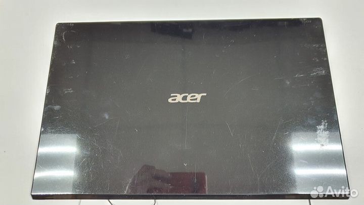 Крышка матрицы ноутбука Acer V3-571g с дефектом