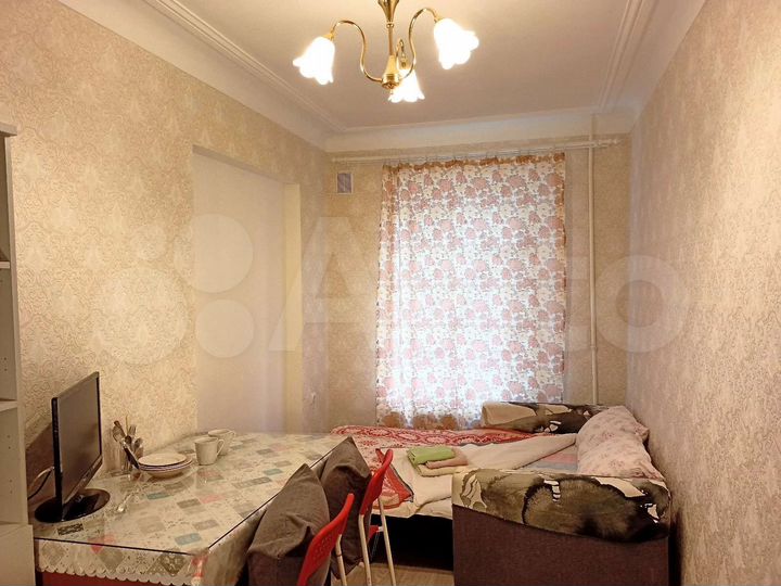 Комната 14 м² в 3-к., 3/5 эт.