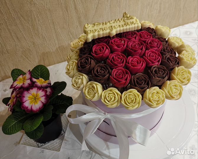 Шоколадный букет и клубника в шоколаде