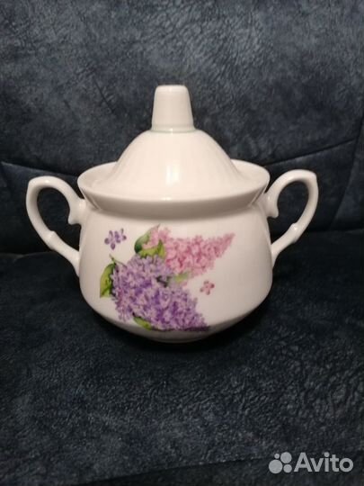 Сахарница фарфоровая с ручками