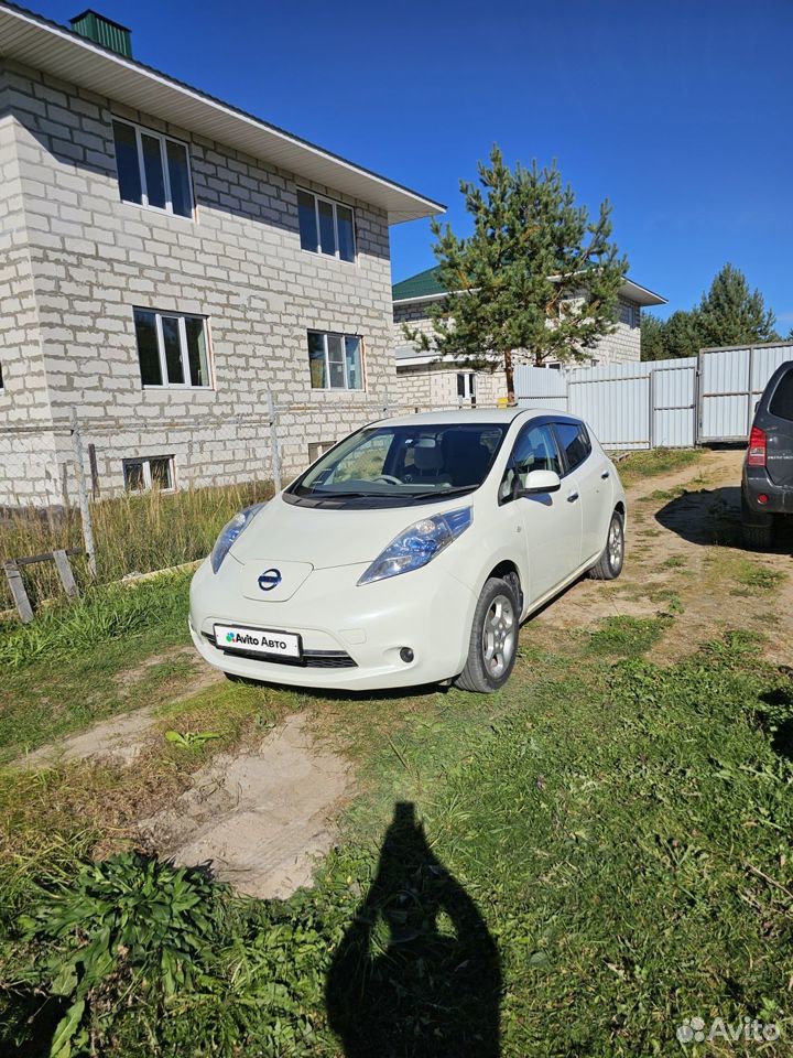 Nissan Leaf AT, 2010, 87 000 км