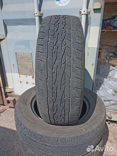 Continental ContiCrossContact LX2 215/65 R16 98