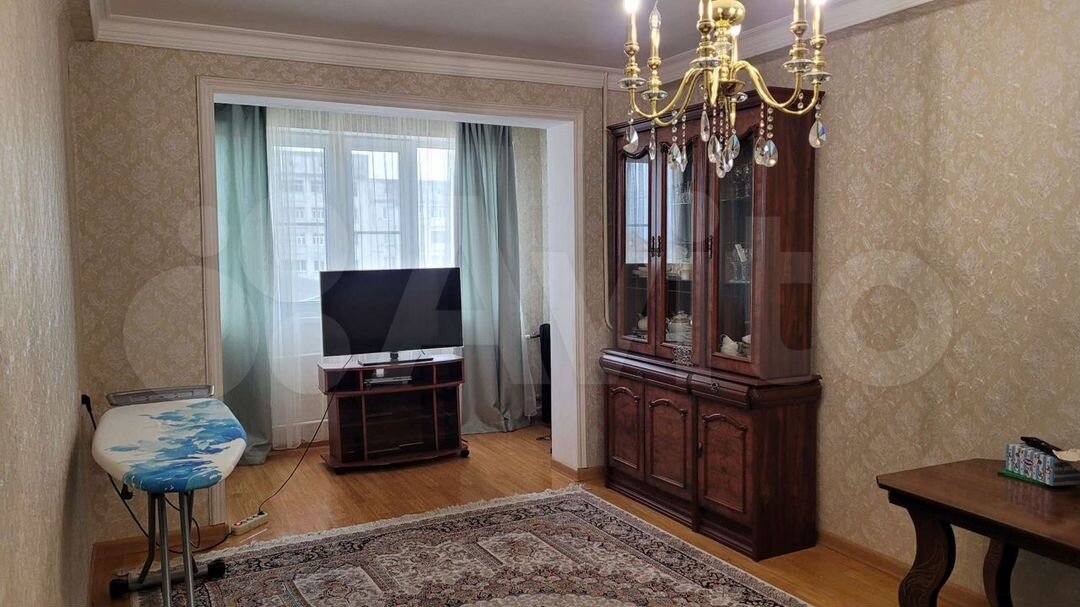 4-к. квартира, 100 м², 3/6 эт.