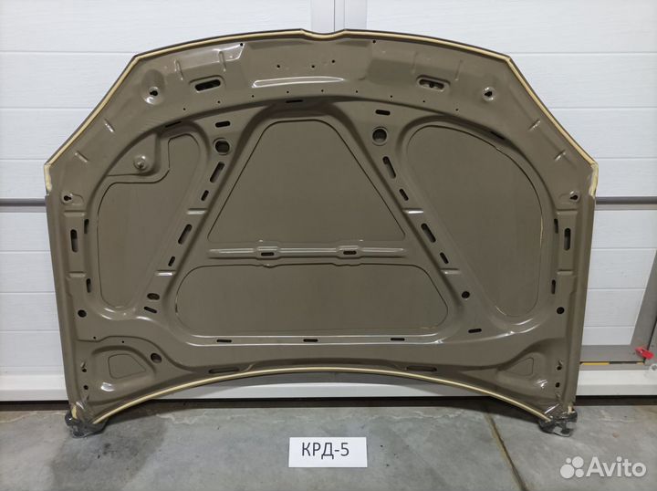 Капот Volkswagen Jetta 5 2005-2011