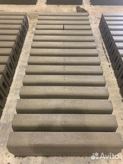 Бордюр бетонный Поребрик