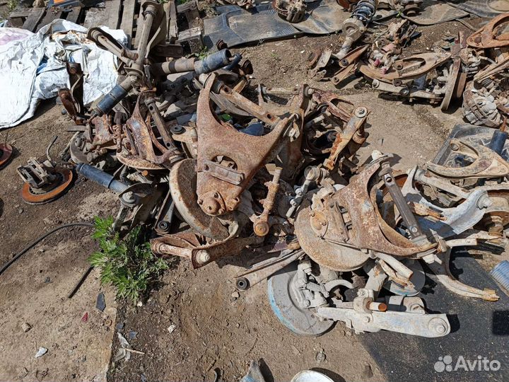 Поворотный кулак ваз классика в сборе