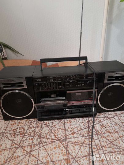 Музыкальный центр