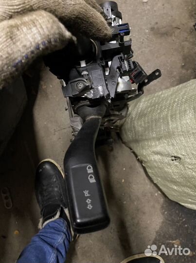 Подрулевой переключатель левый Volkswagen Golf 5
