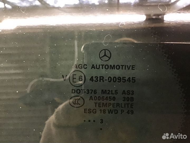 Стекло кузовное глухое левое Mercedes Benz GL-Clas