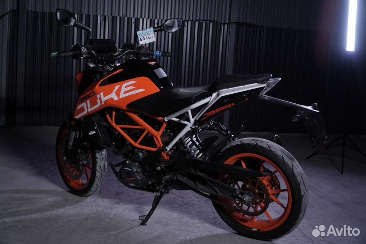 KTM 390 Duke