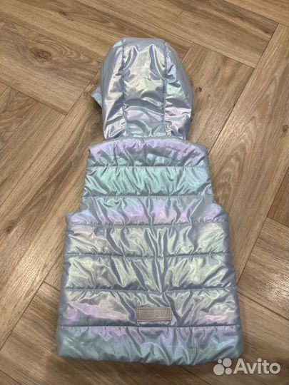 Жилетка для девочки демисезонная