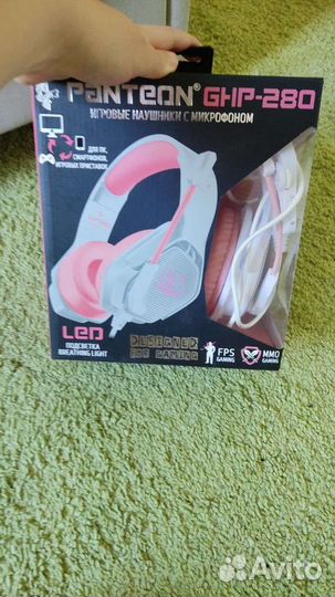 Наушники с микрофоном новые