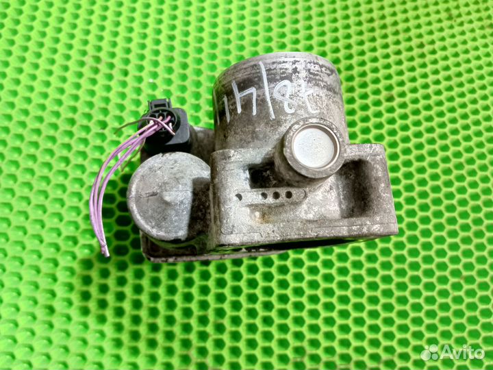 Заслонка дроссельная Skoda Fabia