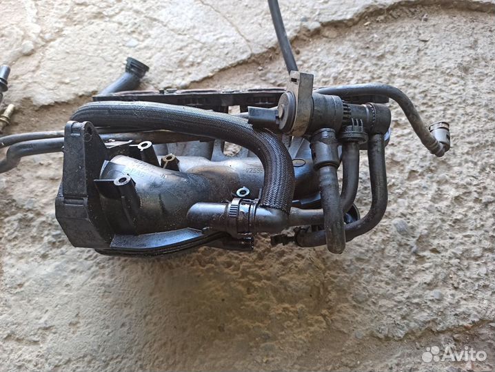 Впускной коллектор Citroen C4, 1.6, дизель