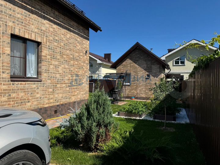 Дом 91 м² на участке 4 сот.