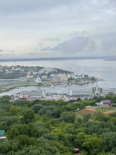 3-к. квартира, 83 м², 13/19 эт.